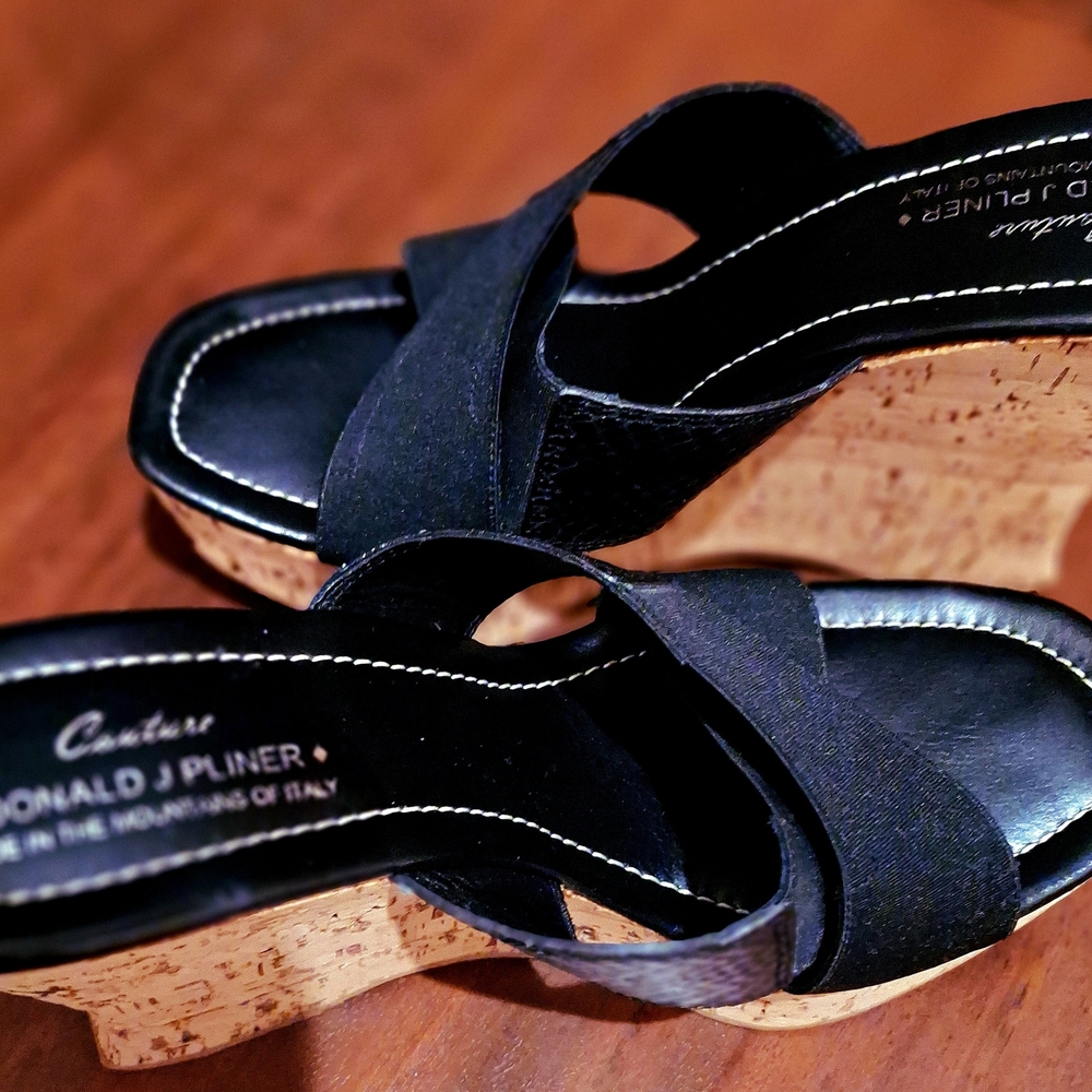 Donald J Pliner Couture Collection "Kogi" Wedge Platform Sandals 9M